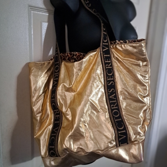 Victoria's secret bag - Picture 1 of 5
